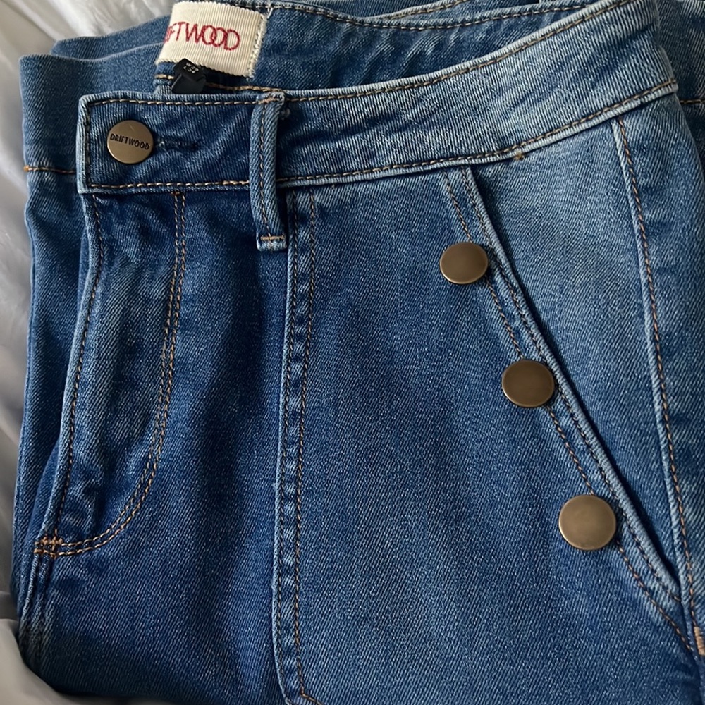 ✨never worn boutique flare jeans